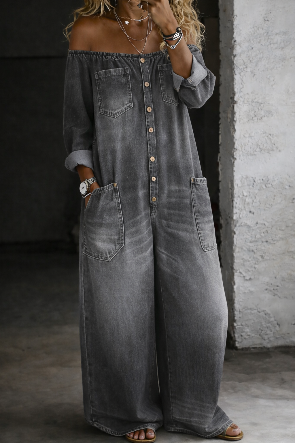 Duval Paris™ | Combinaison denim épaules dénudées