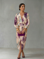 Duval Paris™ | Robe élégante à col en V